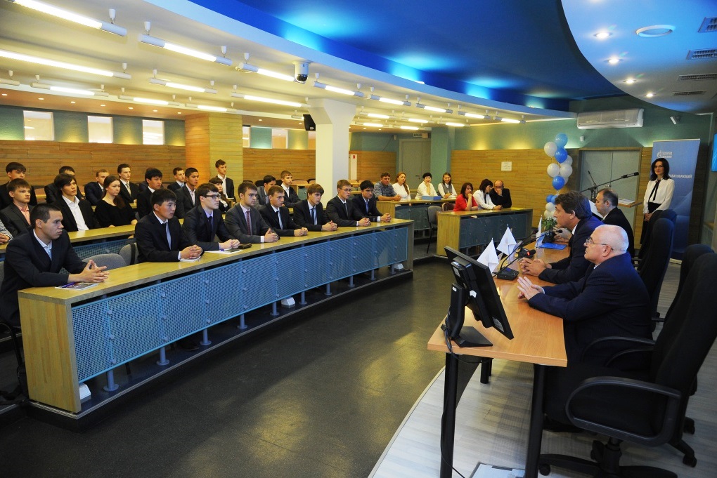 «Газпром нефть» открыла кафедру в Омском техническом университете