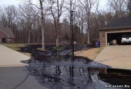 Из нефтепровода Exxon вылилось 80 тыс. галлонов сланцевой нефти