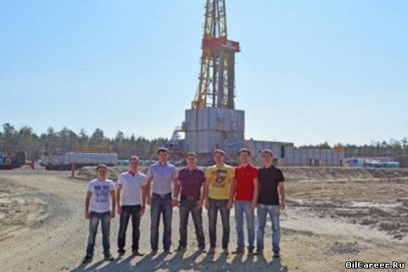Делегация молодежи ОАО «Татнефти» посетила ОАО «Сургутнефтегаз» Делегация молодежи ОАО «Татнефти» посетила ОАО «Сургутнефтегаз»